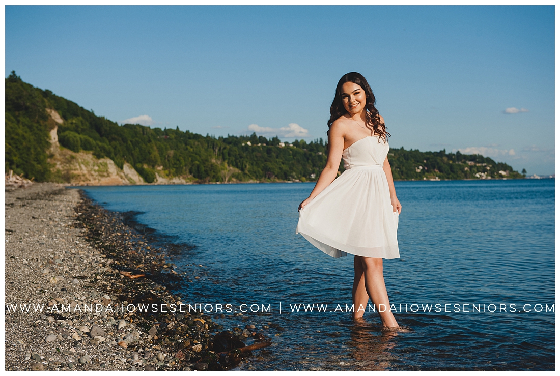 Senior Portraits on the Seattle Beach with Summer Outfit Inspiration Photographed by Tacoma Senior Photographer Amanda Howse