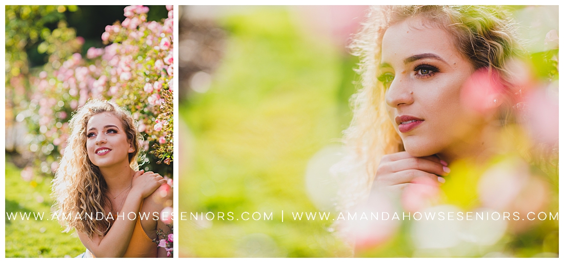 Dreamy Senior Portraits in Point Defiance with Wildflowers and Casual Outfit Inspiration Photographed by Tacoma Senior Portrait Photographer Amanda Howse