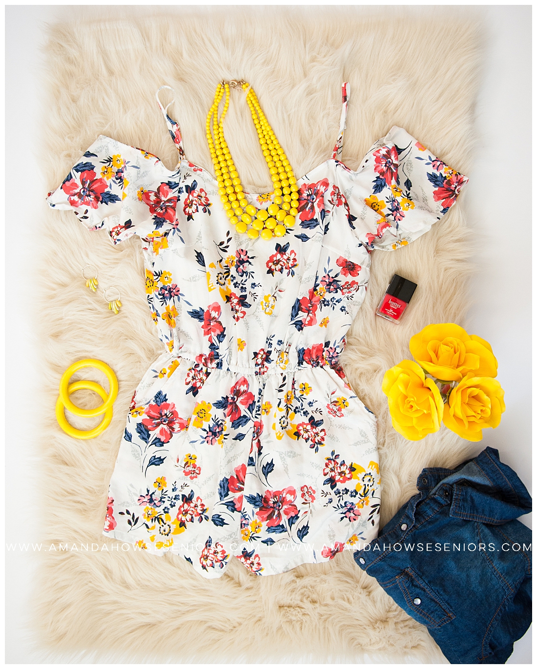 Floral Dress with Yellow Accessories Senior Portrait Outfit Inspo | Tacoma Senior Photographer Amanda Howse