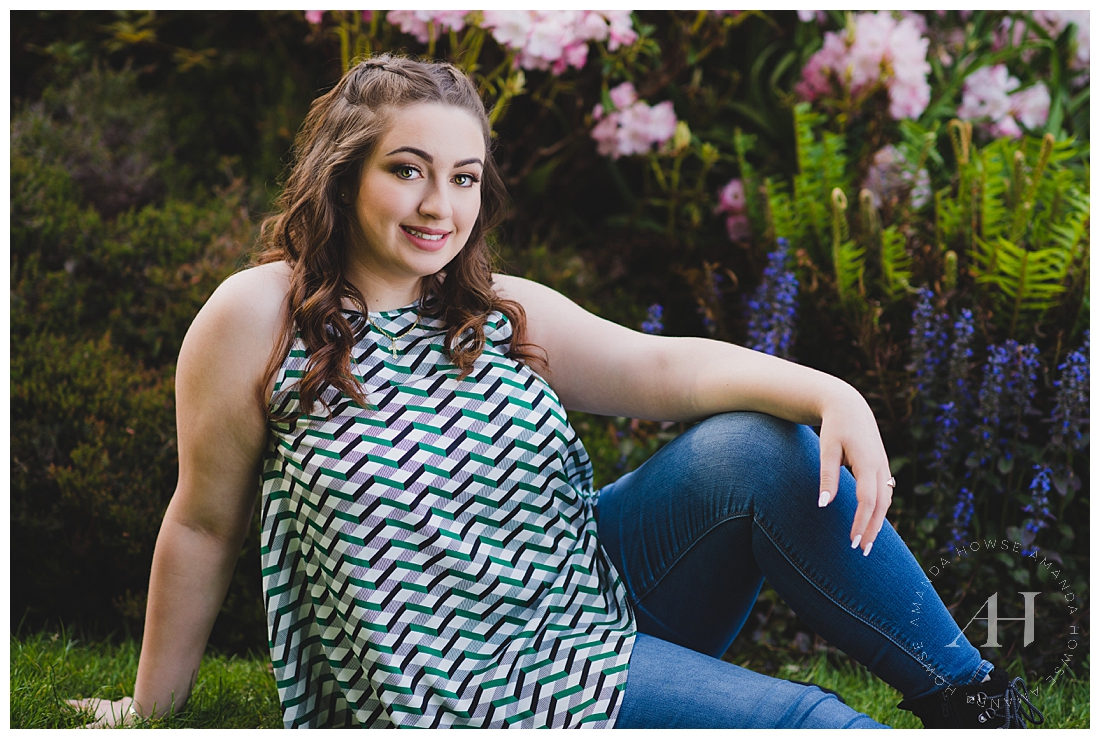 Point Defiance Garden Portraits | Location Ideas for Outdoor Senior Portraits in Tacoma, Senior Pose Ideas, Outfit Inspo for High School Senior Girls | Photographed by the Best Tacoma Senior Photographer Amanda Howse Photography