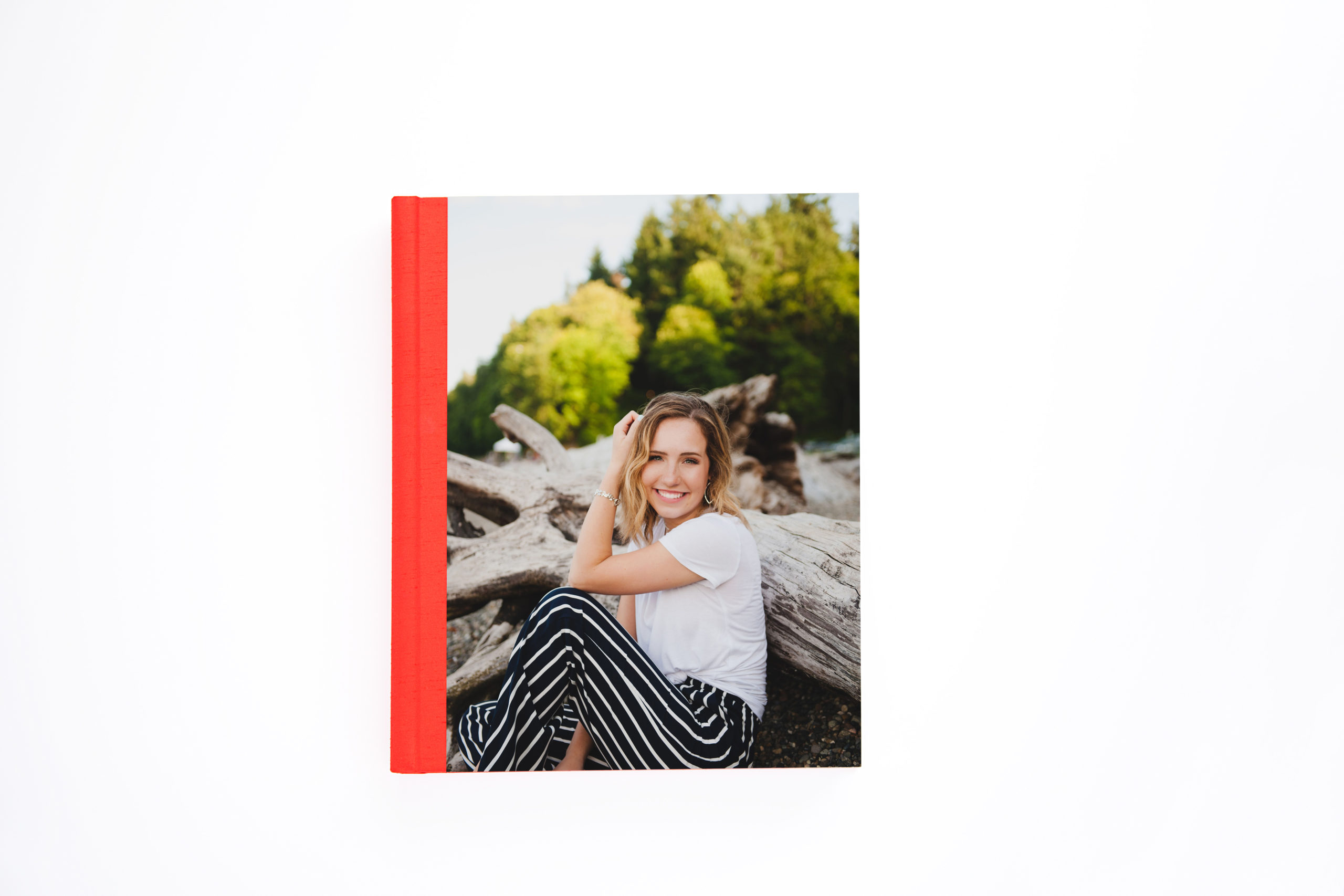 Album Inspiration for Senior Portraits | How to Show Off Your Senior Portraits, Keepsake Albums, Heirloom Products | Tacoma Senior Photographer Amanda Howse