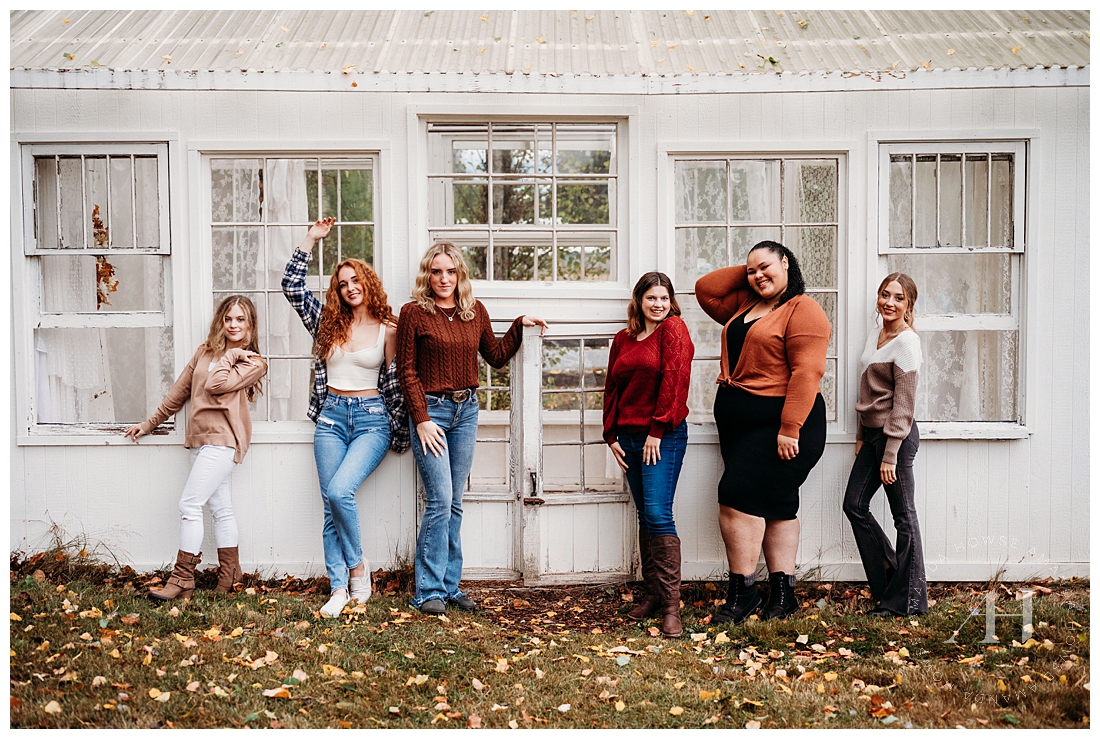 Fun Portrait Session and Pose Ideas at Wild Hearts Farm | Photographed by Amanda Howse